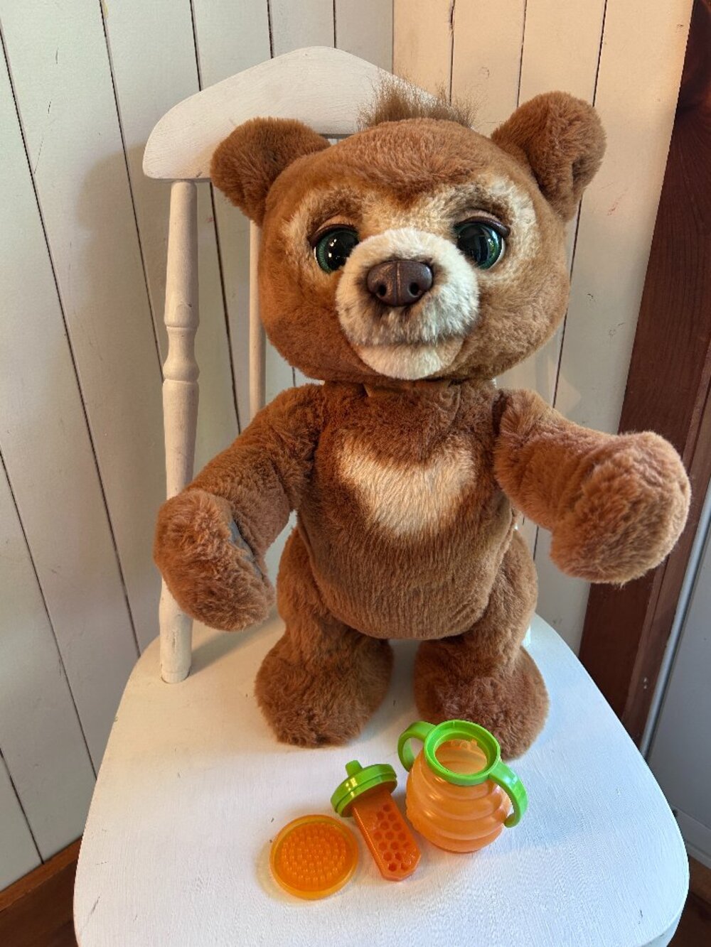 FurReal Cubby The Curious Bear , Honey Pot, Teddy bear Hasbro, Doesn't work.